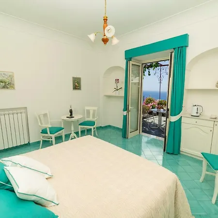 Casa Maresca 2*