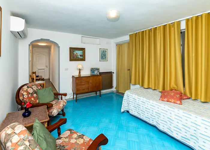 Affittacamere Casa Maresca 3*